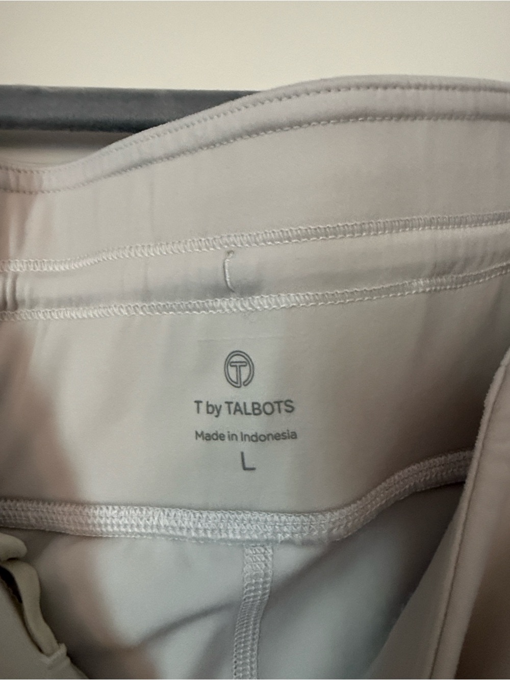 Talbots White Athletic Skirt with Built-in Undershorts - Picture 2 of 3
